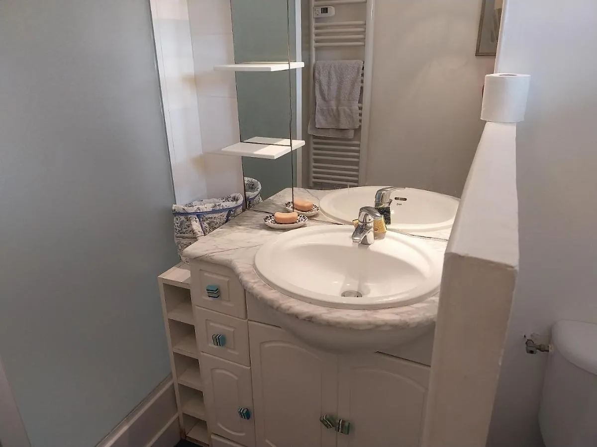 Appartement La Madrague- 2P Avec Piscine Privative à Saint-Cyr-sur-Mer France